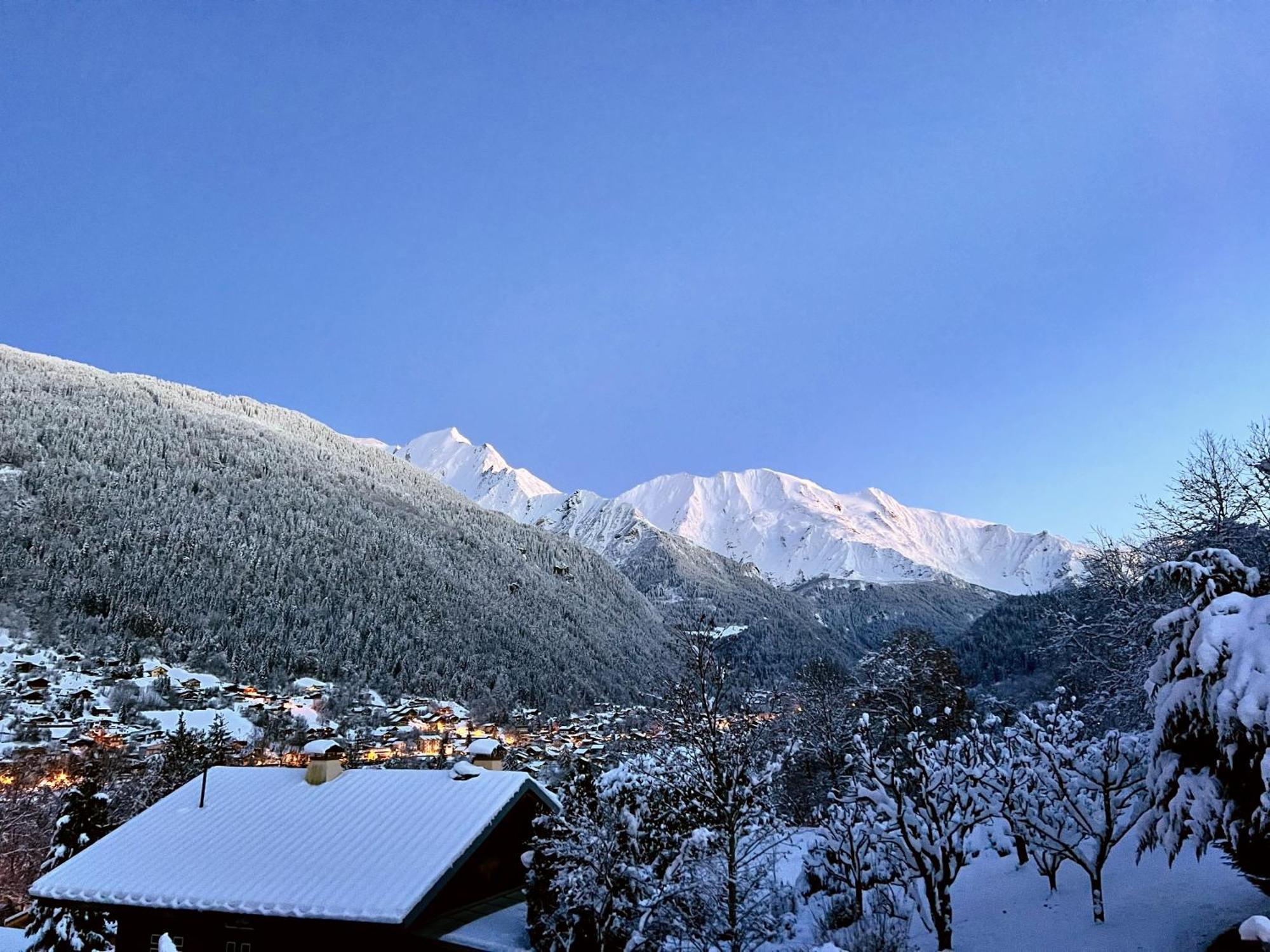 Chambre Independante Avec Salle De Bain Independante Au Rdc D Un Chalet A 25 Kms Chamonix Saint-Gervais-les-Bains Εξωτερικό φωτογραφία